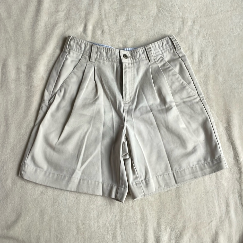 Liz Claiborne High Waisted Petite Tan Pleated Parachute Shorts Size 4